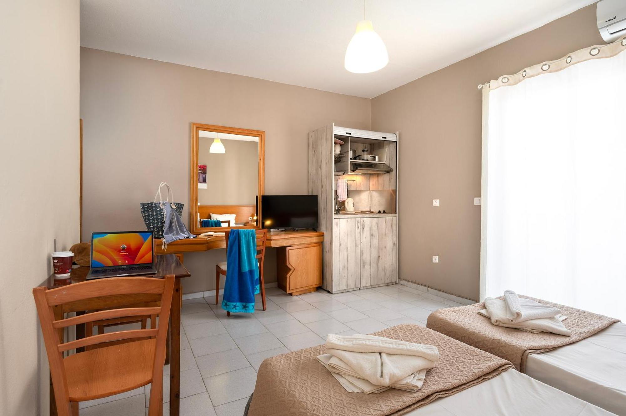Manias Apartments Кос Екстер'єр фото